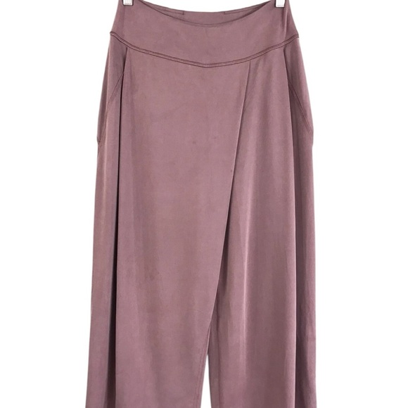 NWT Lululemon Softstreme Wide Leg HR Crop 8 Cupro Spiced Chai limited edition - Picture 1 of 14